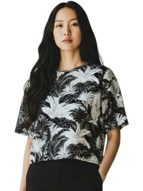 Topshop Jacquard Palm Print Boxy Crop Top Short Sleeve Black White Size US 2